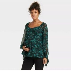 Isabel Maternity by Ingrid & Isabel Long Sleeve Corsetry Woven Maternity Shirt